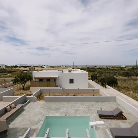 Villa Naxos Finest With Private Pool And Hot Tub At Mikri Vigla, Naxos