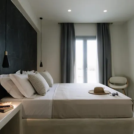 Naxos Finest With Private Pool And Hot Tub At Mikri Vigla, Naxos